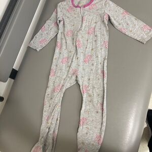 Egg onsie with footies unicorn and stars 24 months